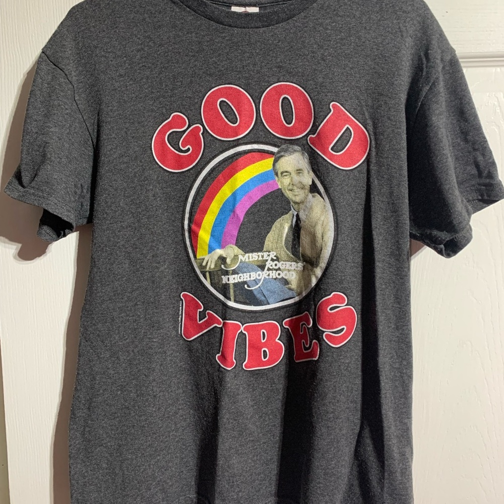 Delta Gray Good Vibes Tee